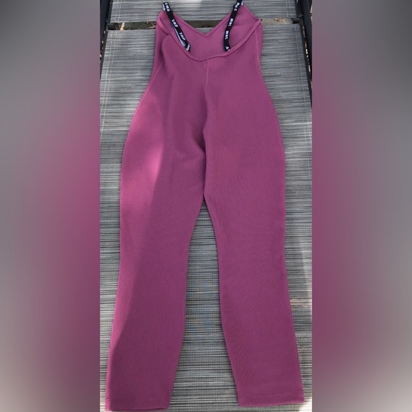 NWOT Nike JDI Plunge Back Ribbed Jumpsuit Pink - Picture 7 of 12